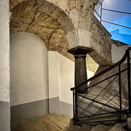 Palazzo Maqueda * باليرمو