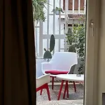 Palazzo Maqueda 4*