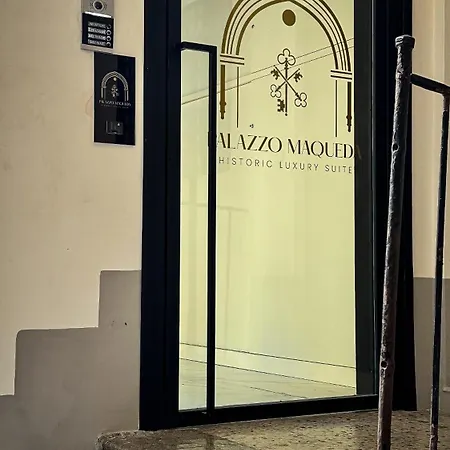 Palazzo Maqueda Affittacamere *