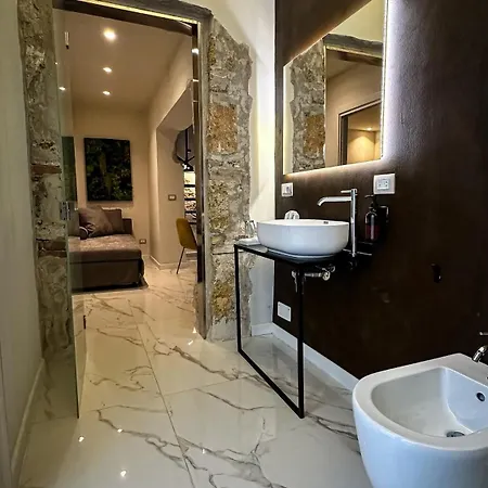 Palazzo Maqueda Gasthof 4*
