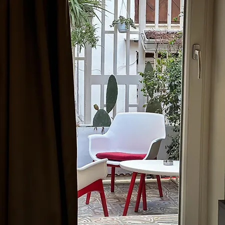 Palazzo Maqueda 4*